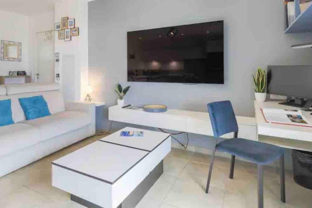 Logement Moderne Luxueux Parking Ac Cote De La Mer Nice Exterior photo